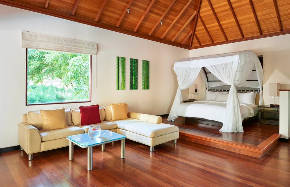 Deluxe Hillside Pool Villa