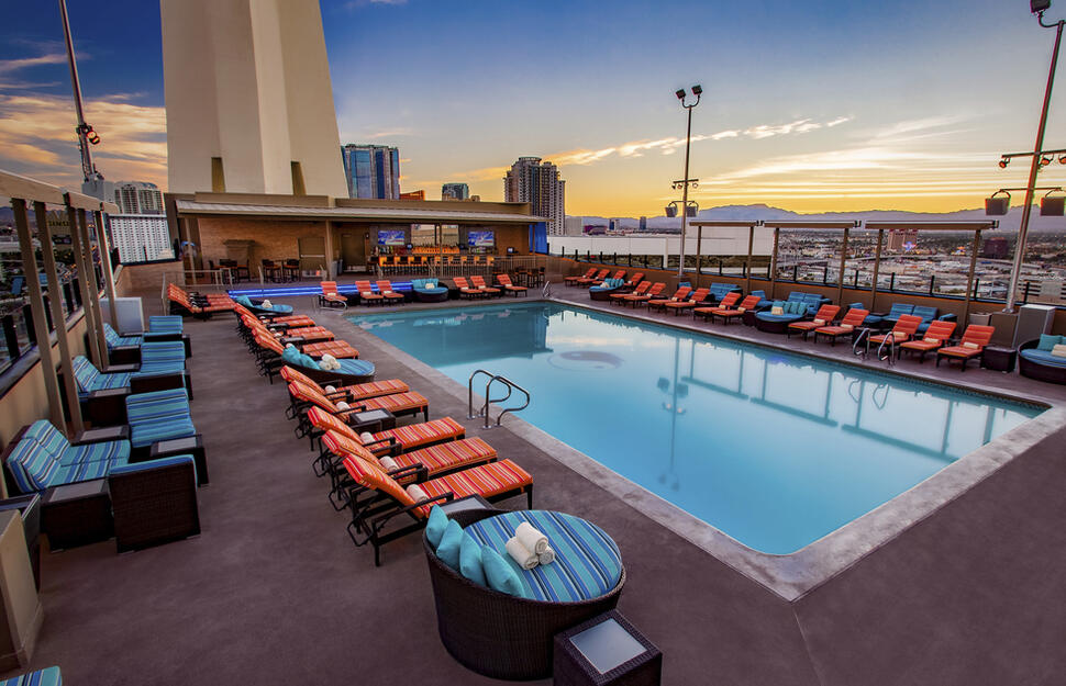 Radius Pool