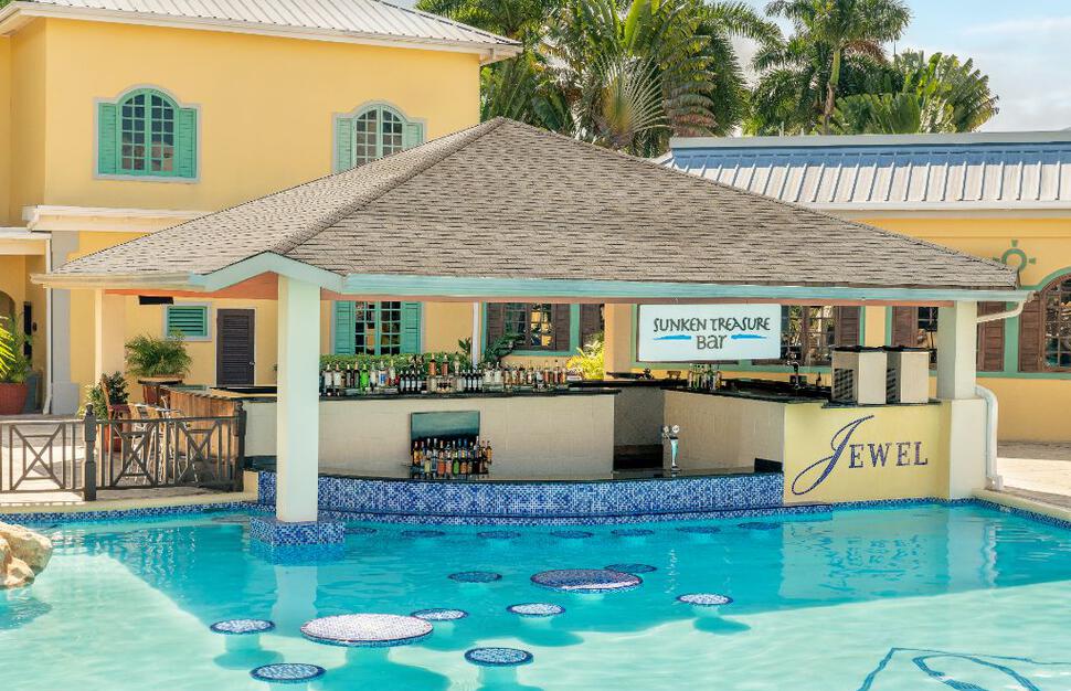 Oceanfront Junior Suite (Butler Service)