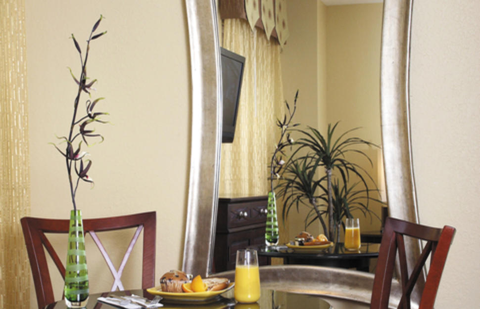 Amenities in the rooms, The Hotel Highlands at Five Points South, Alabama, Southern USA
