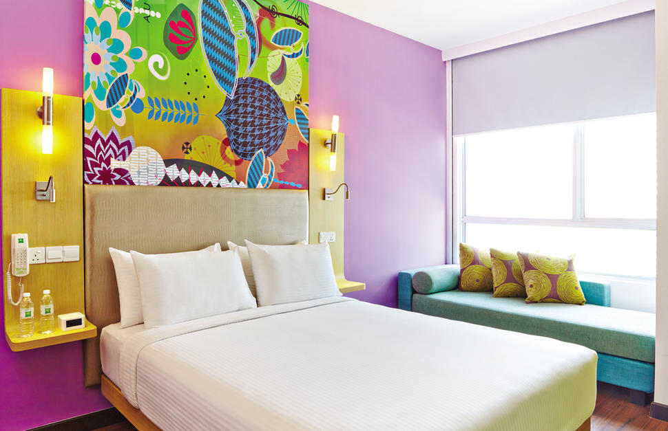 Standard Queen Room