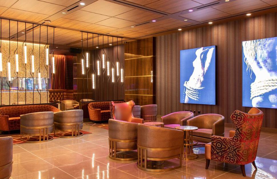 Casbar Lounge