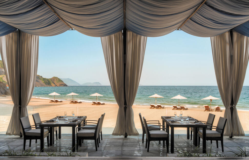 Sandals Restaurant, Mia Resort Nha Trang, Vietnam, Far East.
