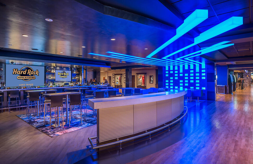 Center Bar