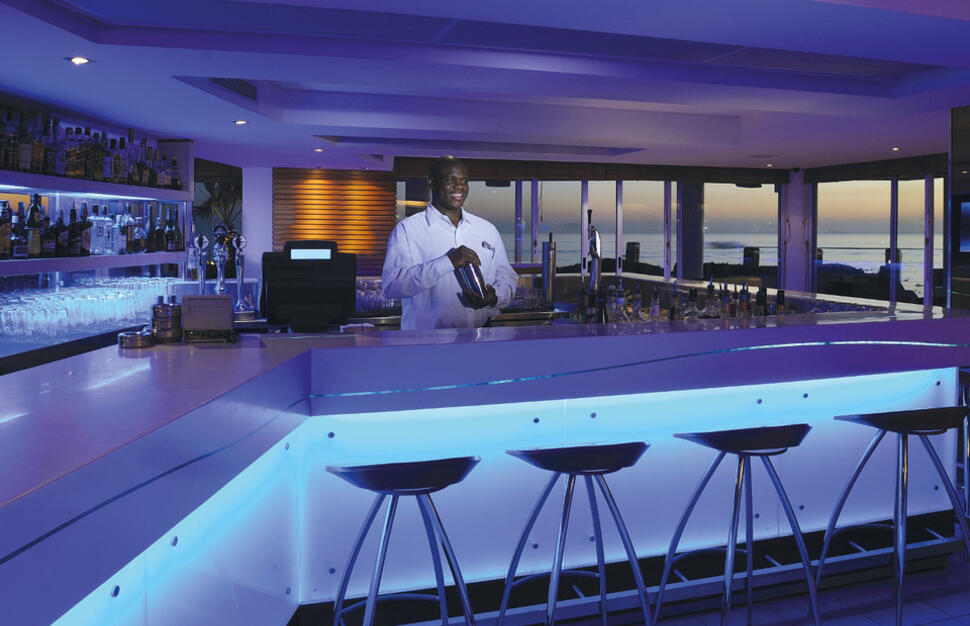 Tobago's Bar, Radisson Blu Hotel Waterfront, Cape Town, South Africa