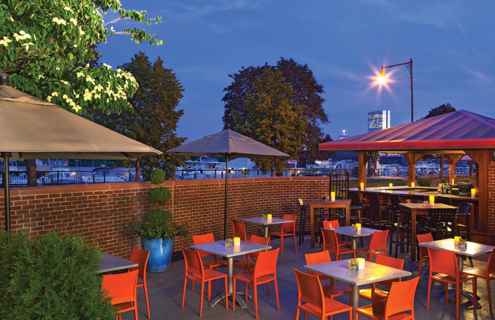 ArtBar Seasonal Fire Pit Menu, Royal Sonesta Boston, East Coast, USA