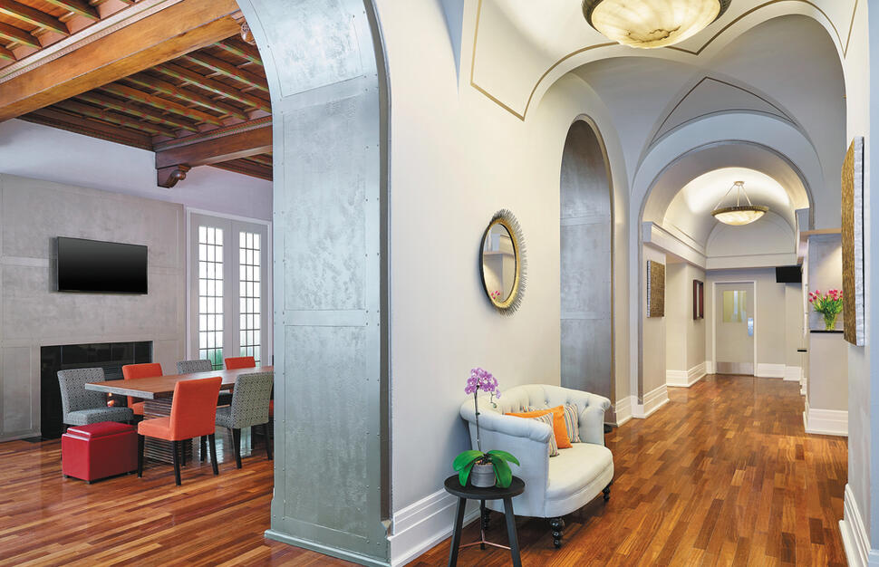 Traditional King Room, The Tremont Chicago Hotel at Magnificent Mile, Chicago, East Coast, USA