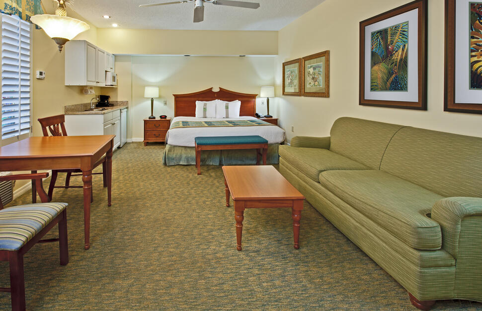 Key West Studio with Kitchenette, Holiday Inn Harbourside, Indian Rocks, Florida