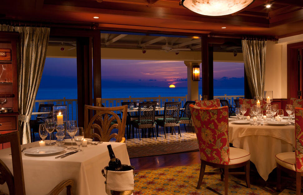 Club Dining