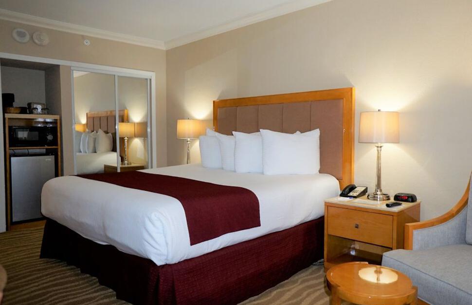 Standard King Room