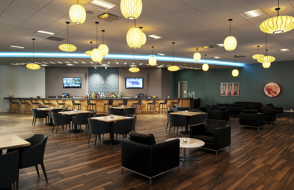 Lobby bar