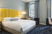 Standard King Room, Monaco Chicago A Kimpton Hotel, East Coast, Illinois, USA