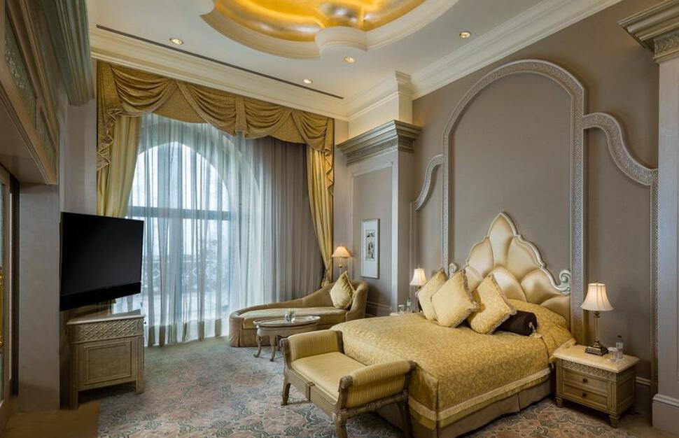 Palace Suite