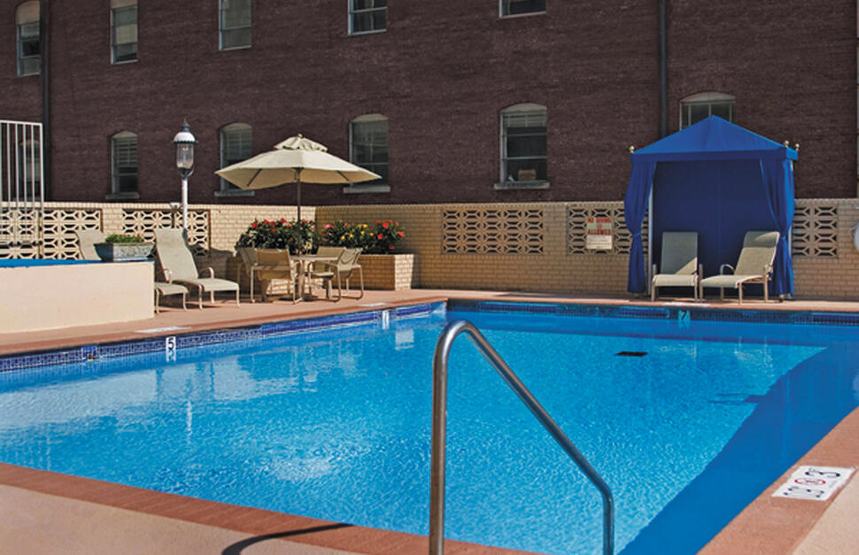 Holiday Inn Select Downtown