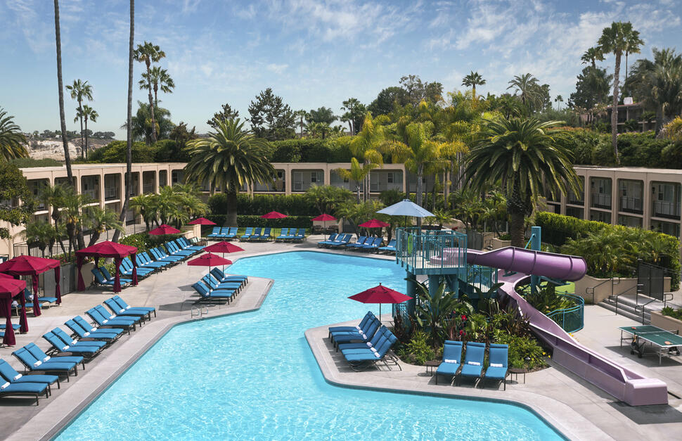 Oasis pool