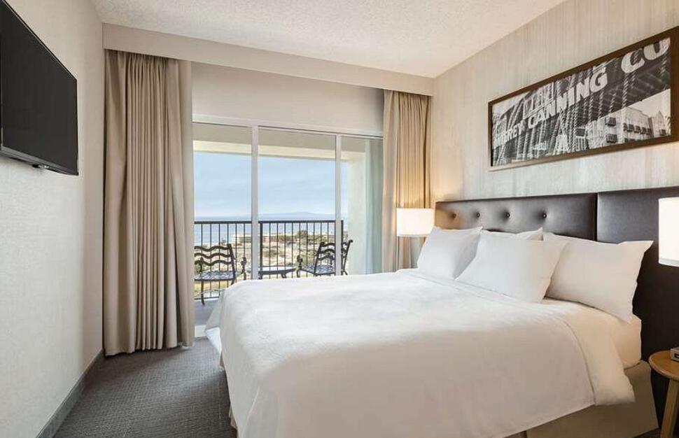 Suite Living Area