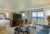Deluxe Oceanfront Suite