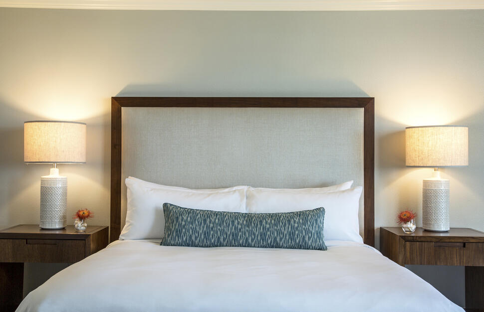 Deluxe Bedroom