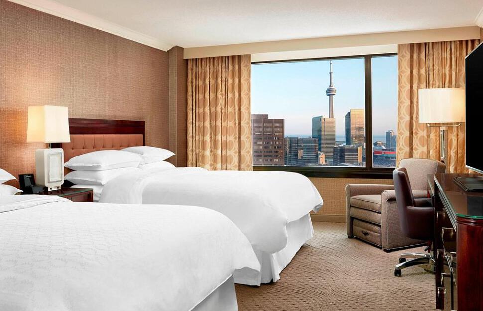 2 Queen Club Room