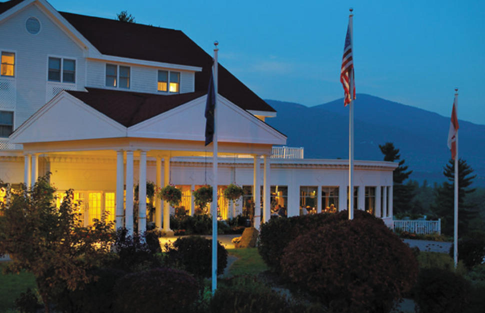 White Mountain Hotel & Resort