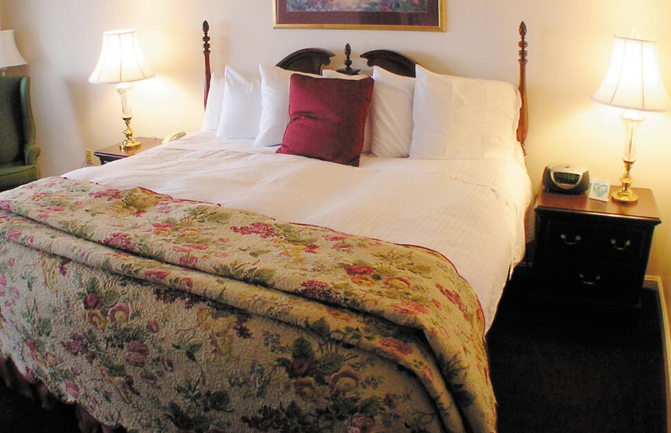 Stenna Nordica room, Bluenose Inn