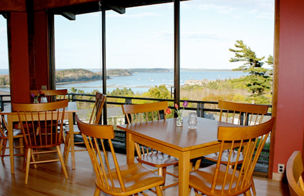 The Looking Glass Restaurant, The Bluenose Inn, Bar Harbor, Maine, USA