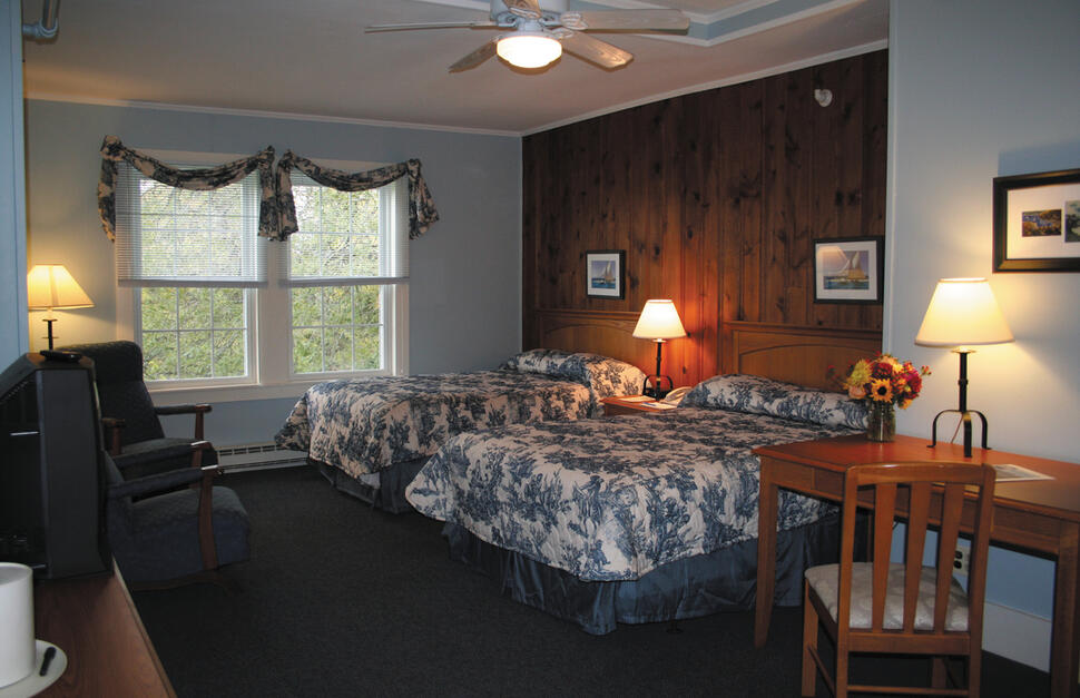 Main Lodge Standard Room with 2 Doubles, Sebasco Harbor Resort, Maine, USA