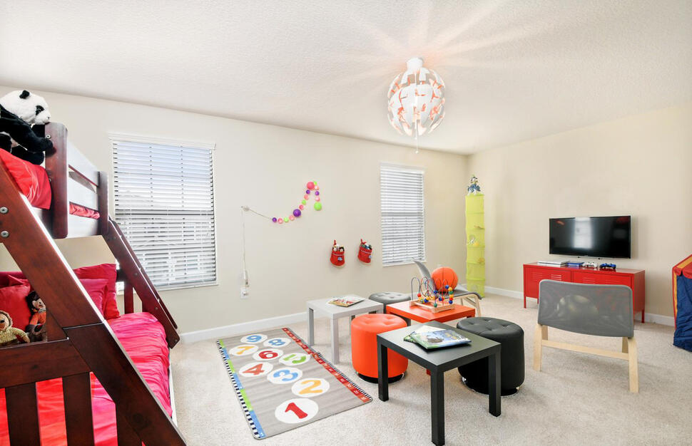 Typical Children's bedroom, 9-Bedroom House