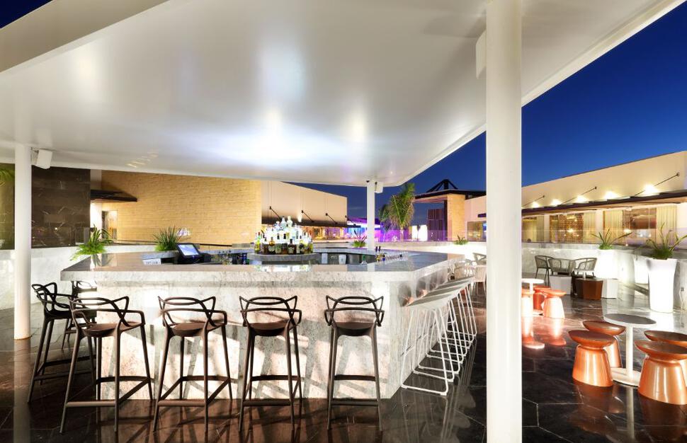 Eclipse Bar
