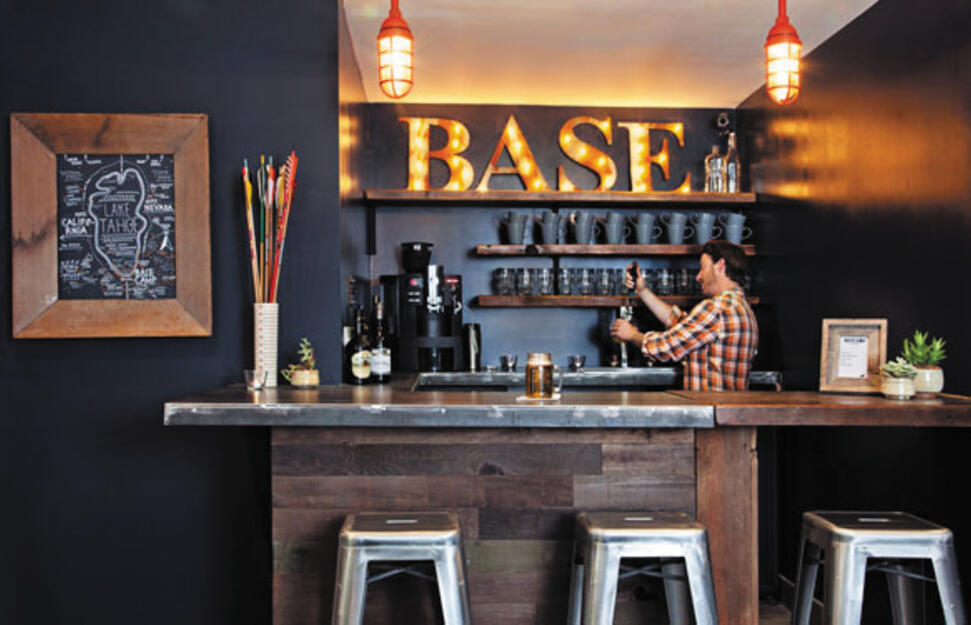 Lobby Bar