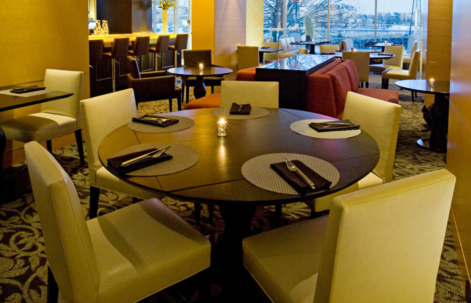 Aura Restaurant