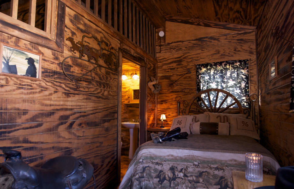 Medium Cabin interior