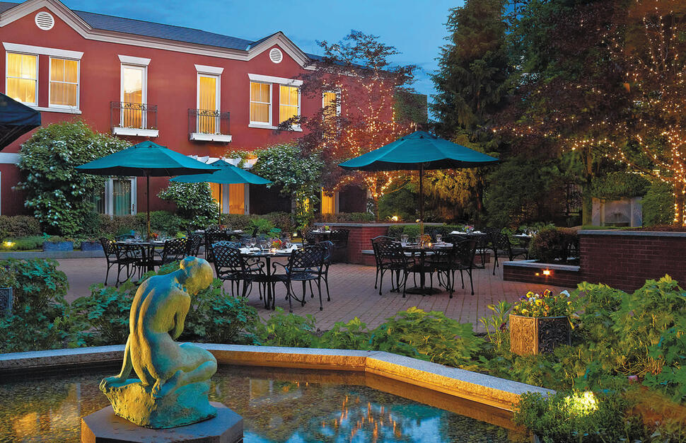 Courtyard, Portland Harbor Hotel, Maine, Boston, East Coast, USA