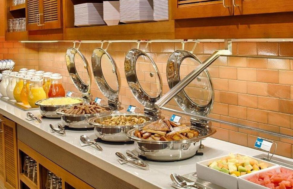 Complimentary breakfast