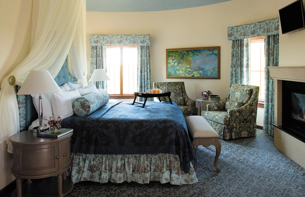 King Room, Mirabeau Inn & Spa at the Pinehills, Plymouth, Massachusetts, New England, East Coast, USA