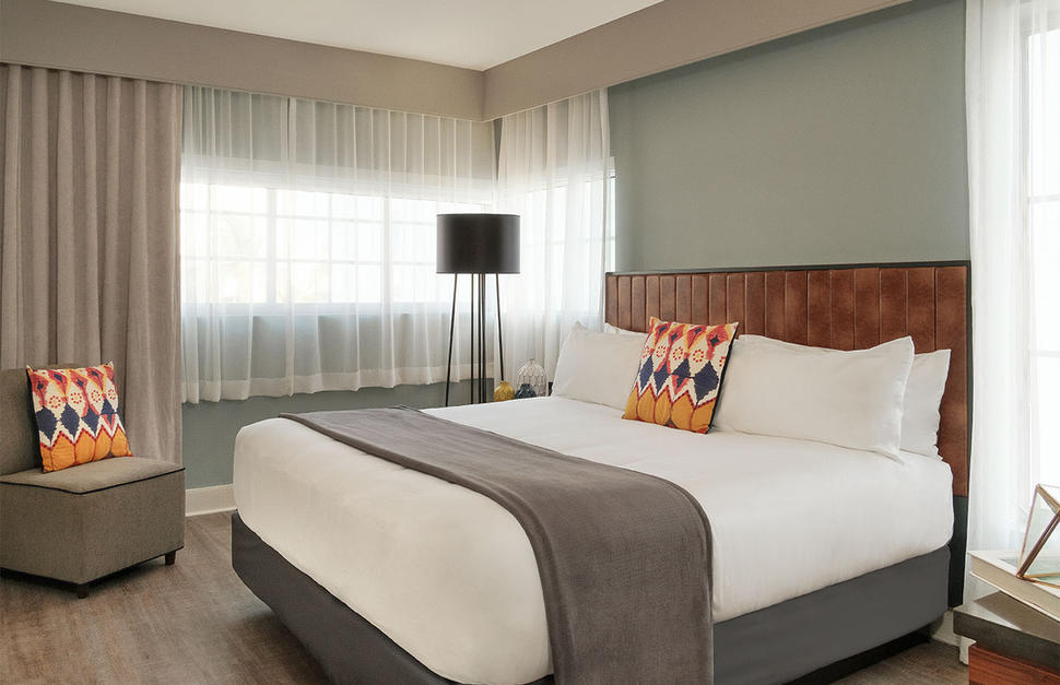 Standard King Room