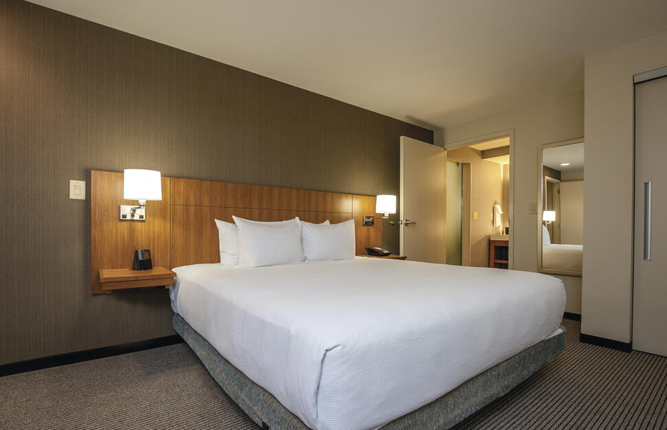Standard King Room