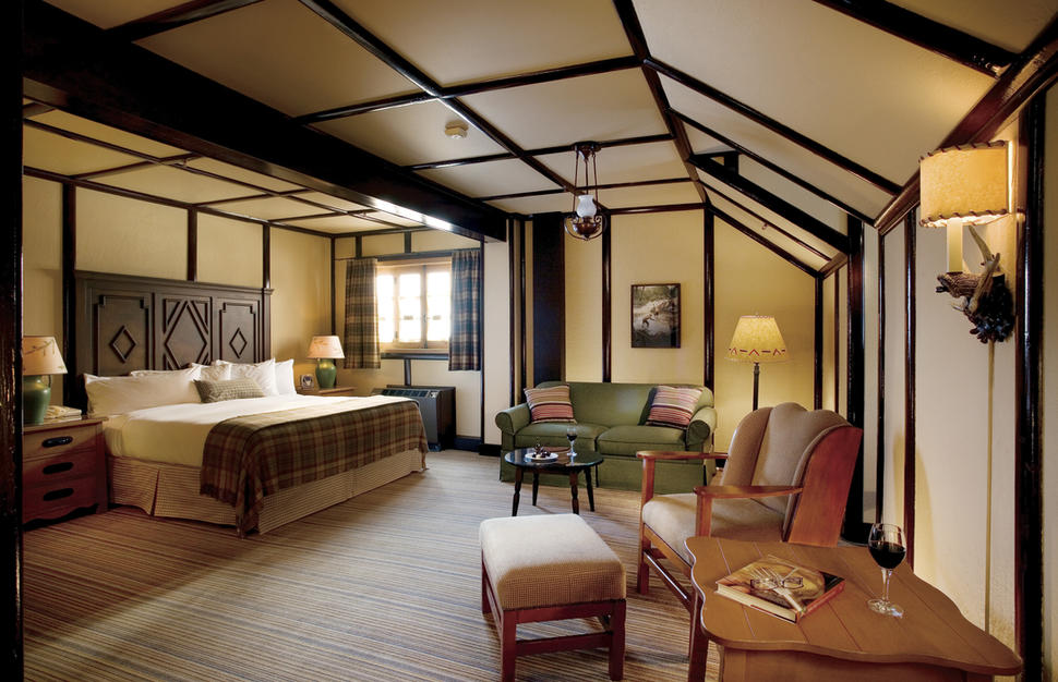 Deluxe King Room