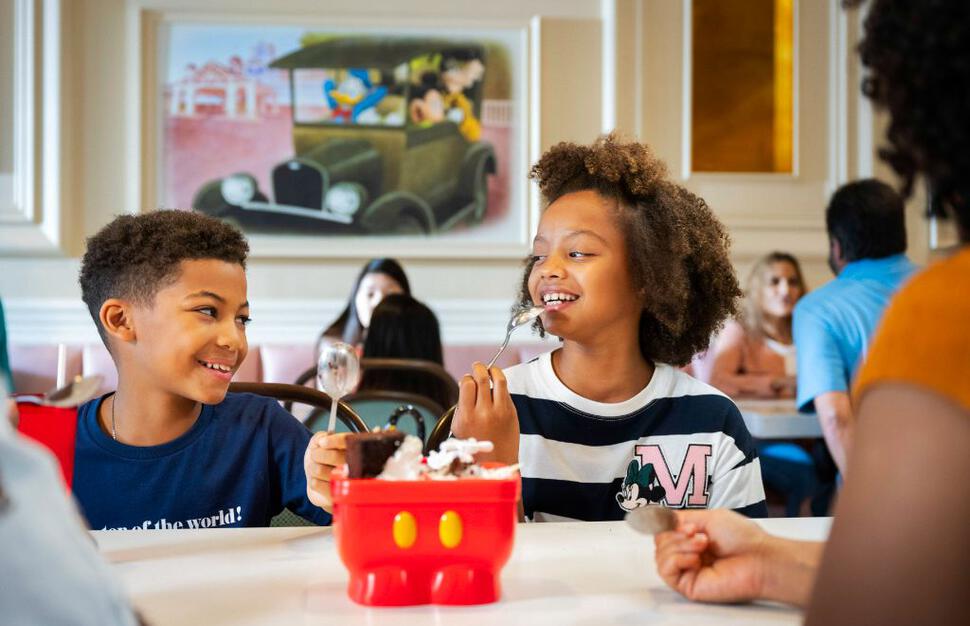 Beaches & Cream Soda Shop
