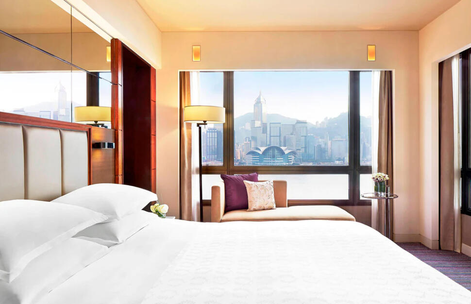 Towers Harbor Suite