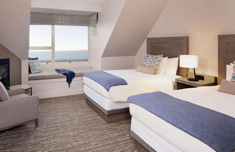 2 Double Beds Deluxe Room with Full Bay View