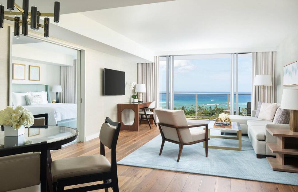 Grand Ocean View Suite