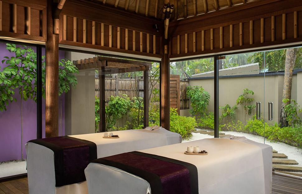 8LEMENTS Spa