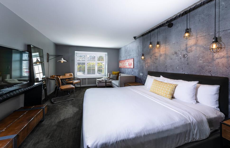 Urban View King Room