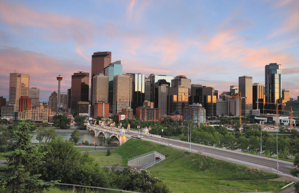 2 night Calgary - 5 nights Banff