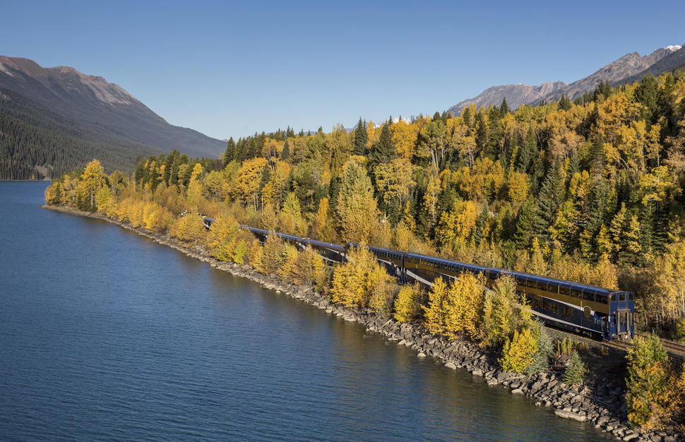 Rocky Mountaineer - First Passage to the West Classic