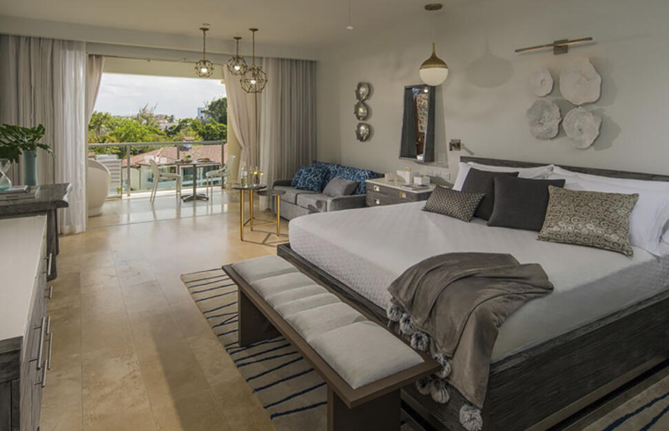 Royal Seaside Penthouse Oceanview Crystal Lagoon Club Level Barbados Suite with Balcony Tranquility Soaking Tub