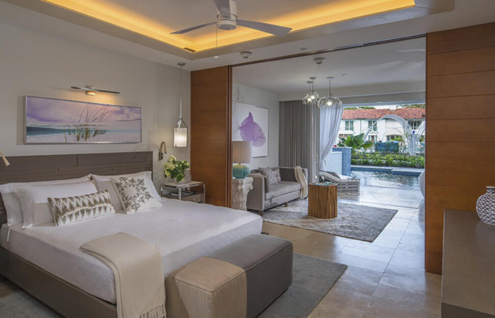 Royal Seaside Crystal Lagoon Swim-Up One-Bedroom Butler Suite with Patio Tranquility Soaking Tub