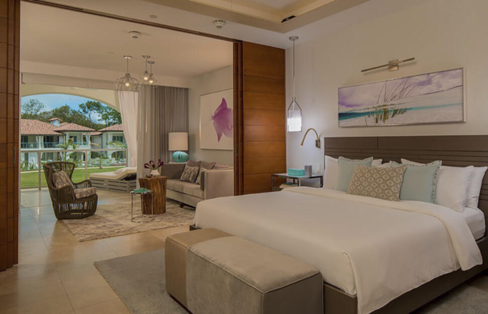 Royal Seaside Crystal Lagoon One-Bedroom Oceanview Butler Suite with Balcony Tranquility Soaking Tub