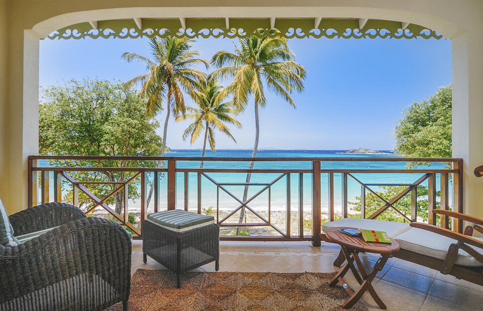 Beachfront Suite Balcony